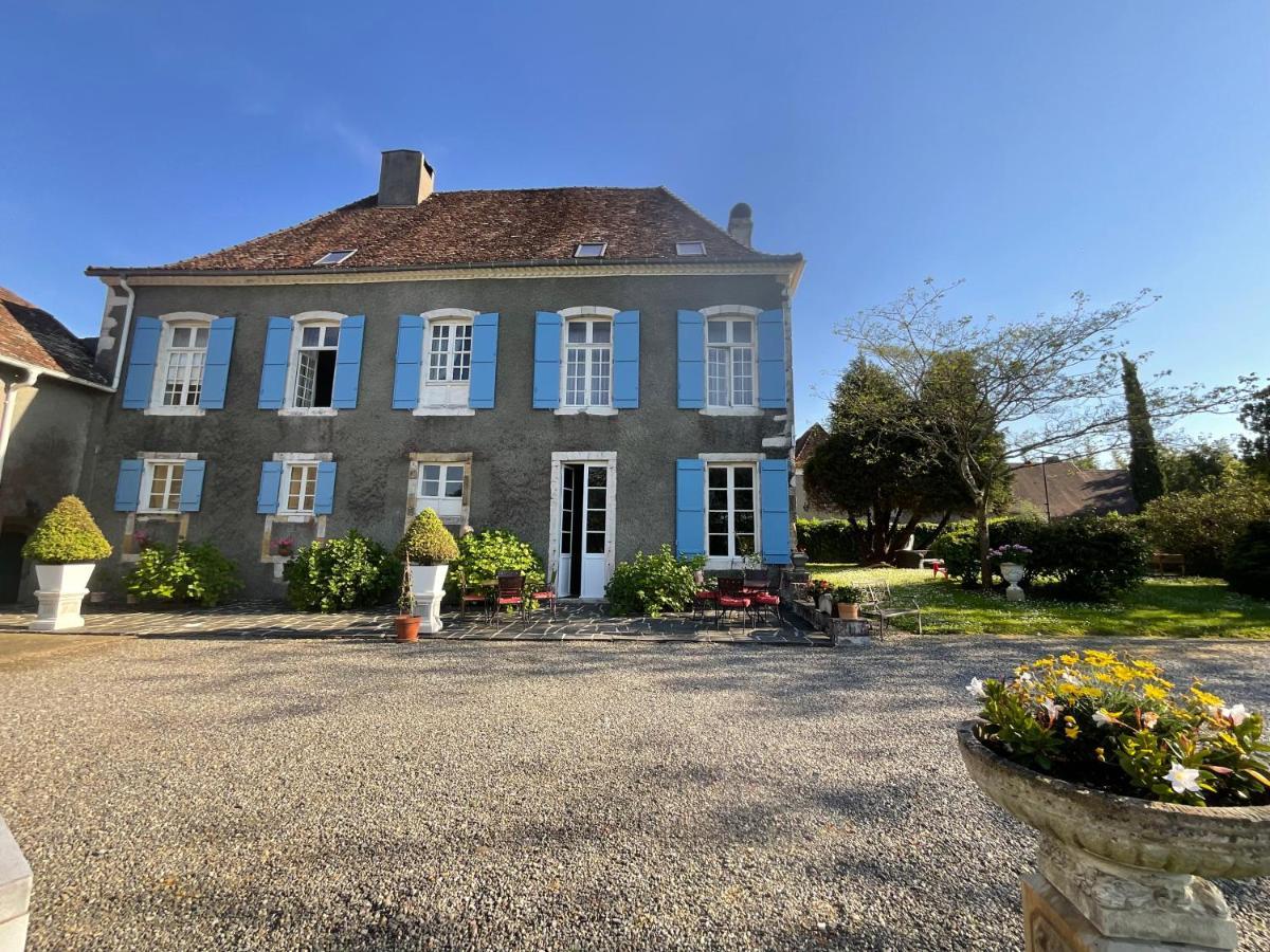 Hotel Domaine De La Carrere Arthez-de-Bearn Esterno foto